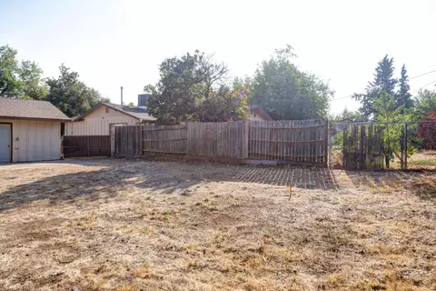 1442 Hemlock Ave, Anderson, CA 96007 photo 30