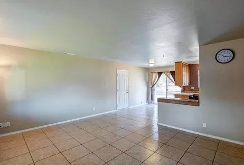 1442 Hemlock Ave, Anderson, CA 96007 photo 5