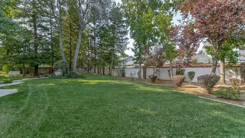 4550 Saratoga Dr, Redding, CA 96002 photo 76