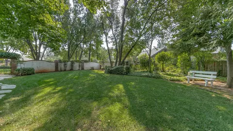 4550 Saratoga Dr, Redding, CA 96002 photo 73