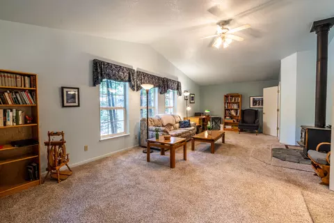 30771 Tinkerbell Ln, Shingletown, CA 96088 photo 17