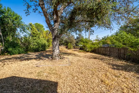 2035 Walnut Ave, Redding, CA 96001 photo 39