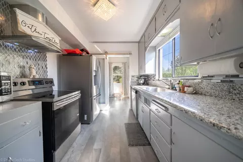 2035 Walnut Ave, Redding, CA 96001 photo 16