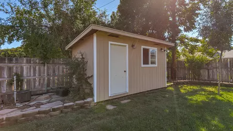 2053 Wilder Dr, Redding, CA 96001 photo 23