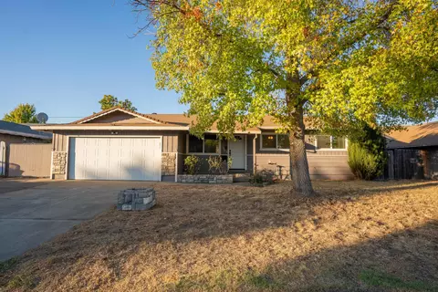 2086 Wilder Dr, Redding, CA 96001 photo 1