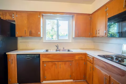 2086 Wilder Dr, Redding, CA 96001 photo 11