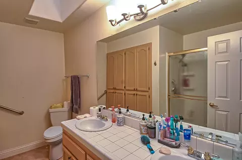 5779 Constitution Way, Redding, CA 96003 photo 25