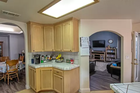 5779 Constitution Way, Redding, CA 96003 photo 11