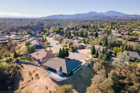 3811 Sea Lavender Ct, Redding, CA 96001 photo 25