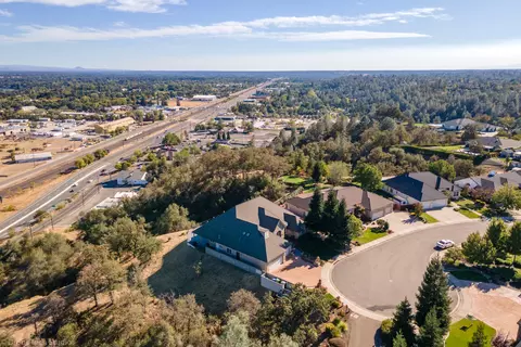 3811 Sea Lavender Ct, Redding, CA 96001 photo 21