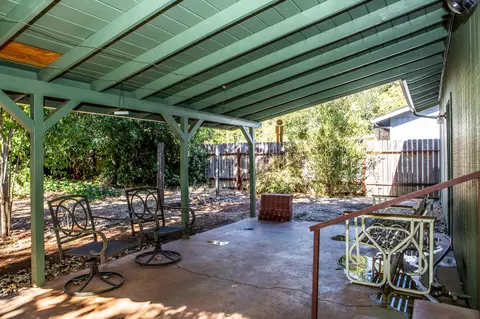 1892 Lindeena Ln, Redding, CA 96002 photo 24
