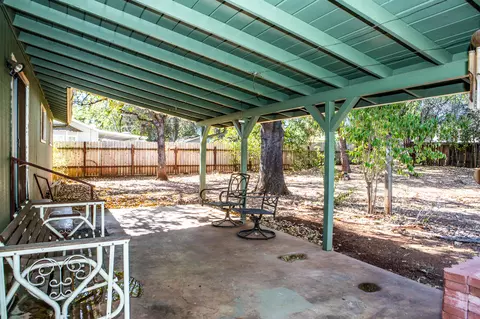 1892 Lindeena Ln, Redding, CA 96002 photo 25