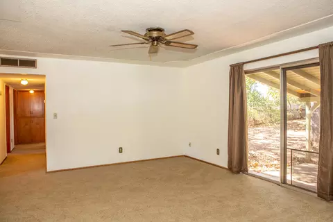1892 Lindeena Ln, Redding, CA 96002 photo 13