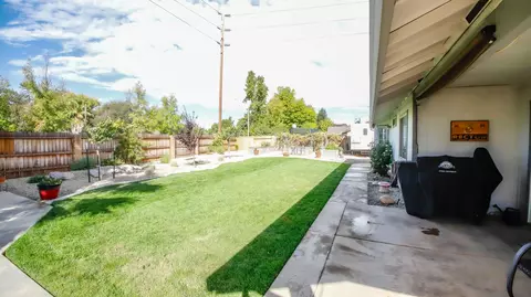 1540 Marigold Way, Redding, CA 96003 photo 9