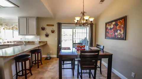 1540 Marigold Way, Redding, CA 96003 photo 10