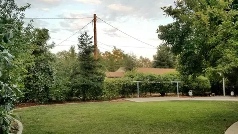 20640 Matamoros St, Redding, CA 96002 photo 27