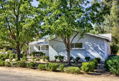 2602 Irwin Rd, Redding, CA 96002 photo 3