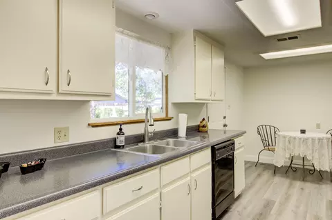 2602 Irwin Rd, Redding, CA 96002 photo 9