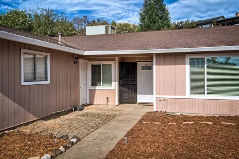 3398 Cessna Dr, Redding, CA 96001 photo 4