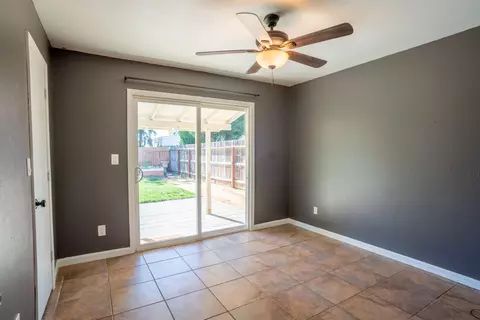 4081 Easter Ave, Redding, CA 96003 photo 25