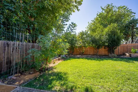 4081 Easter Ave, Redding, CA 96003 photo 35