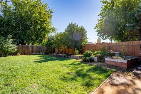 4081 Easter Ave, Redding, CA 96003 photo 30