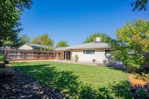 4081 Easter Ave, Redding, CA 96003 photo 31
