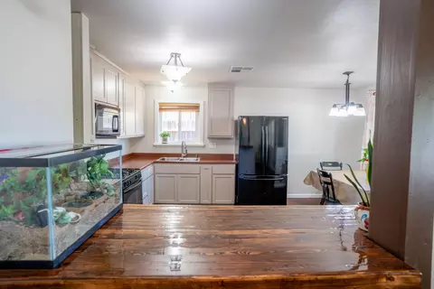 4081 Easter Ave, Redding, CA 96003 photo 14