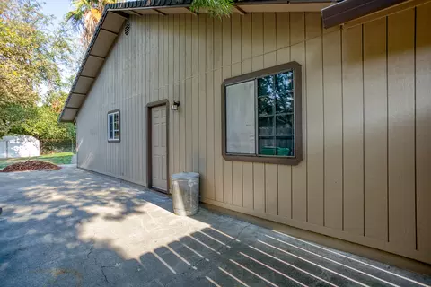 2950 Sporting Ct, Redding, CA 96001 photo 7