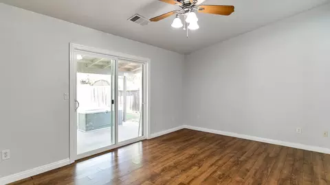 2950 Sporting Ct, Redding, CA 96001 photo 21