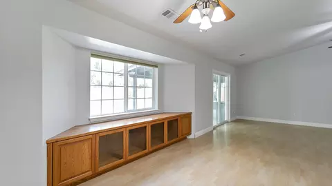 2950 Sporting Ct, Redding, CA 96001 photo 11