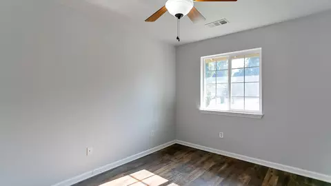 2950 Sporting Ct, Redding, CA 96001 photo 27