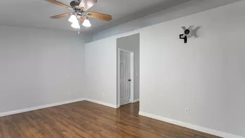 2950 Sporting Ct, Redding, CA 96001 photo 20