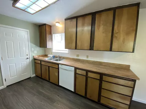 2517 Rosebud Ln, Redding, CA 96002 photo 11