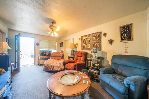 1745 Pleasant St, Redding, CA 96001 photo 5