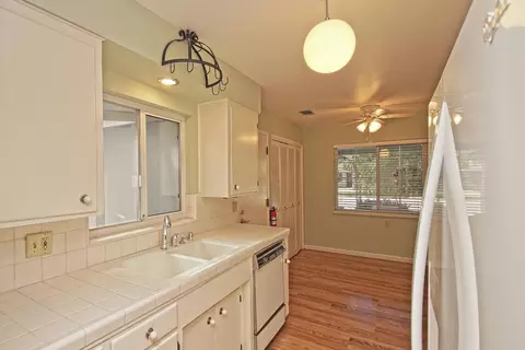 700 Lincoln, Redding, CA 96001 photo 9