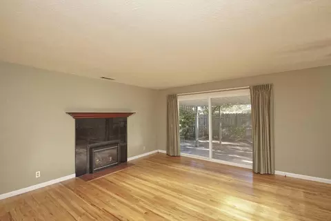 700 Lincoln, Redding, CA 96001 photo 3