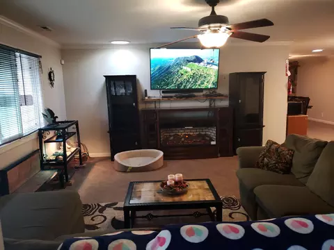 11700 Milton Park Ln, Redding, CA 96003 photo 11