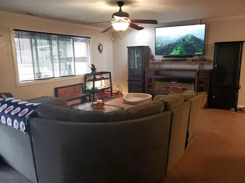 11700 Milton Park Ln, Redding, CA 96003 photo 12