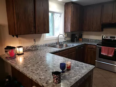 11700 Milton Park Ln, Redding, CA 96003 photo 16