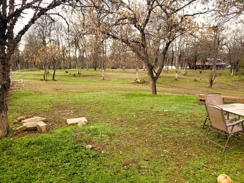 11700 Milton Park Ln, Redding, CA 96003 photo 30