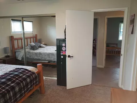 11700 Milton Park Ln, Redding, CA 96003 photo 51
