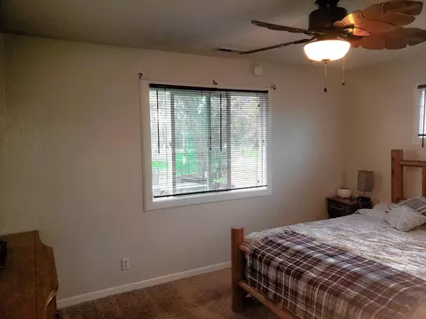 11700 Milton Park Ln, Redding, CA 96003 photo 39