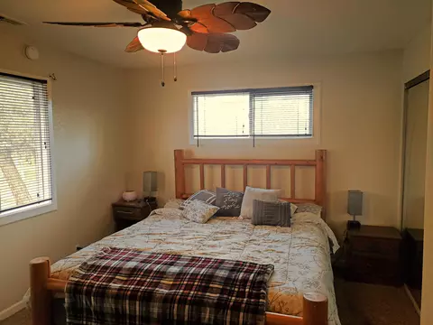 11700 Milton Park Ln, Redding, CA 96003 photo 40