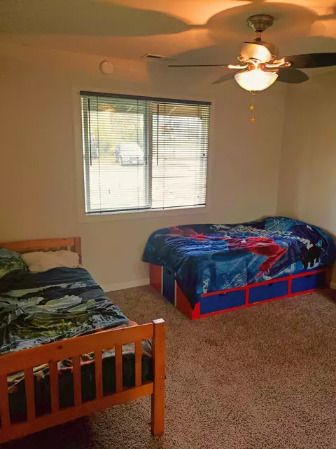 11700 Milton Park Ln, Redding, CA 96003 photo 44