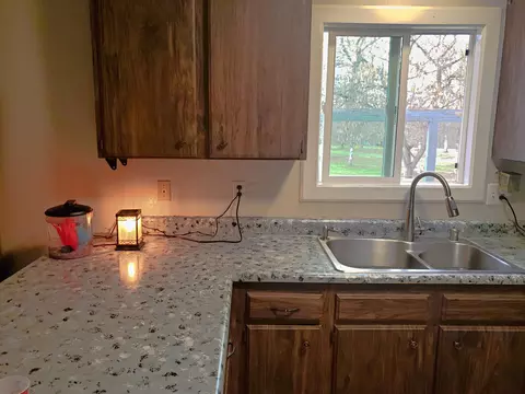 11700 Milton Park Ln, Redding, CA 96003 photo 19