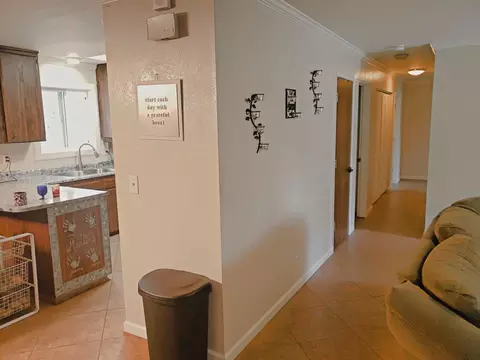 11700 Milton Park Ln, Redding, CA 96003 photo 15