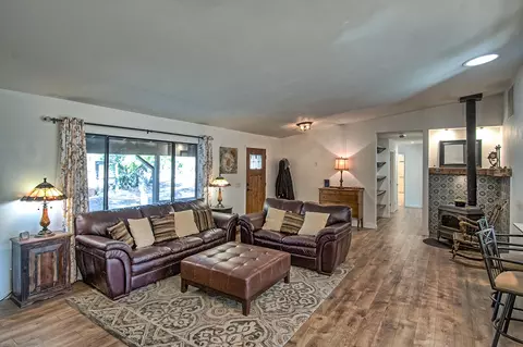 7161 Rector Creek Rd, Igo, CA 96047 photo 5