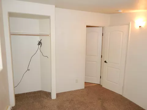 1067 A B California St, Redding, CA 96001 photo 52