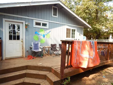 1067 A B California St, Redding, CA 96001 photo 32